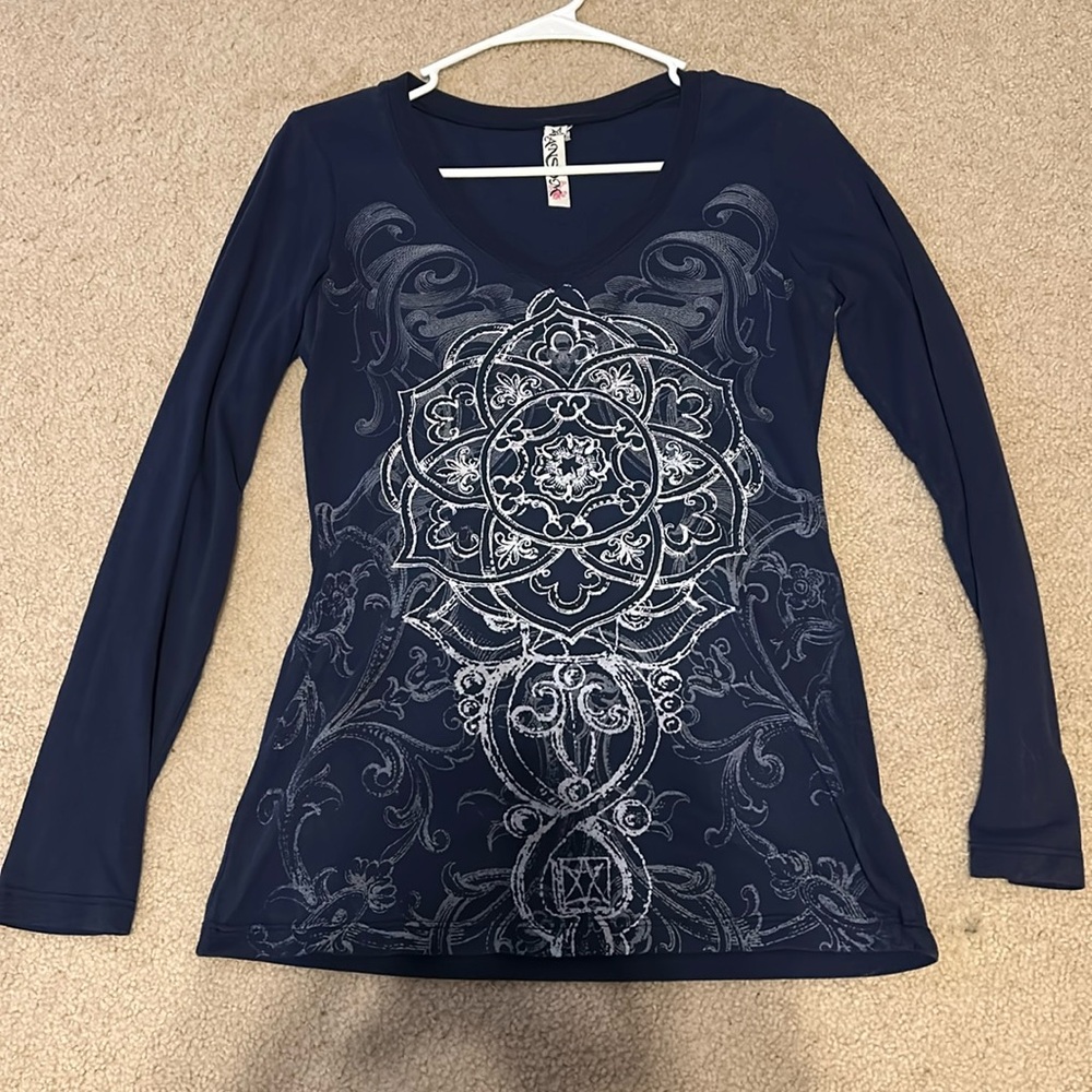 Long sleeve shirt